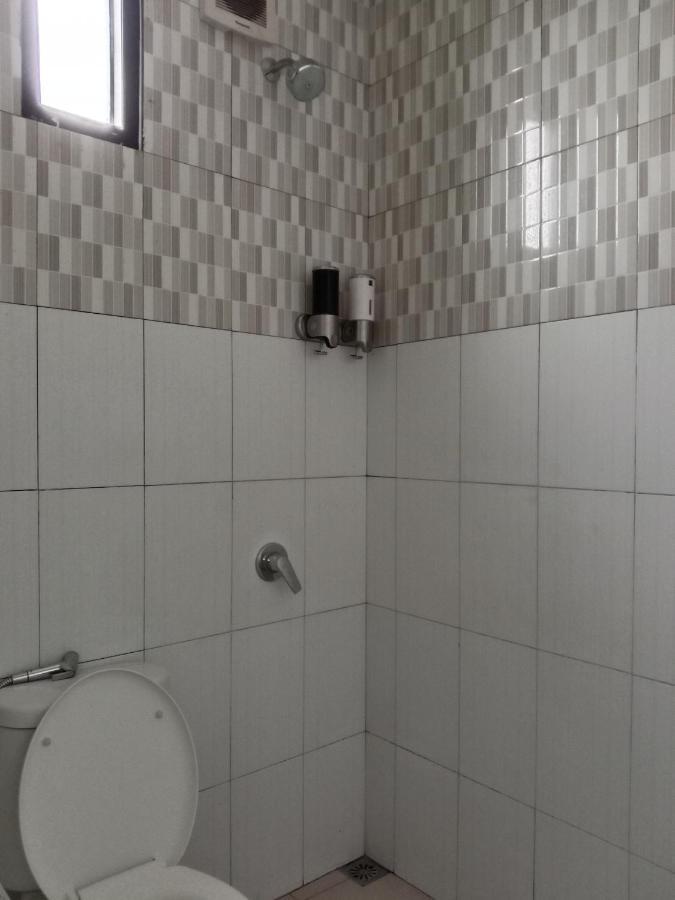 The New Orlinds Guest House Wonosari Екстериор снимка