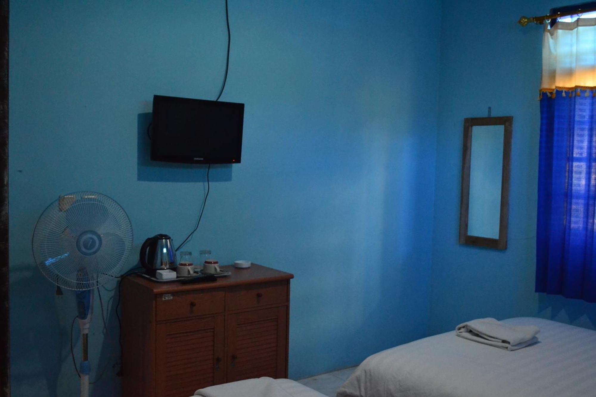 The New Orlinds Guest House Wonosari Стая снимка