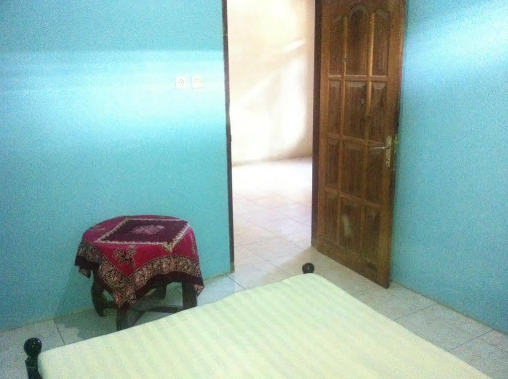 The New Orlinds Guest House Wonosari Екстериор снимка